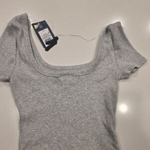 Universal Thread Light Gray Ribbed Square Neck Short Sleeve Tee New With Tag